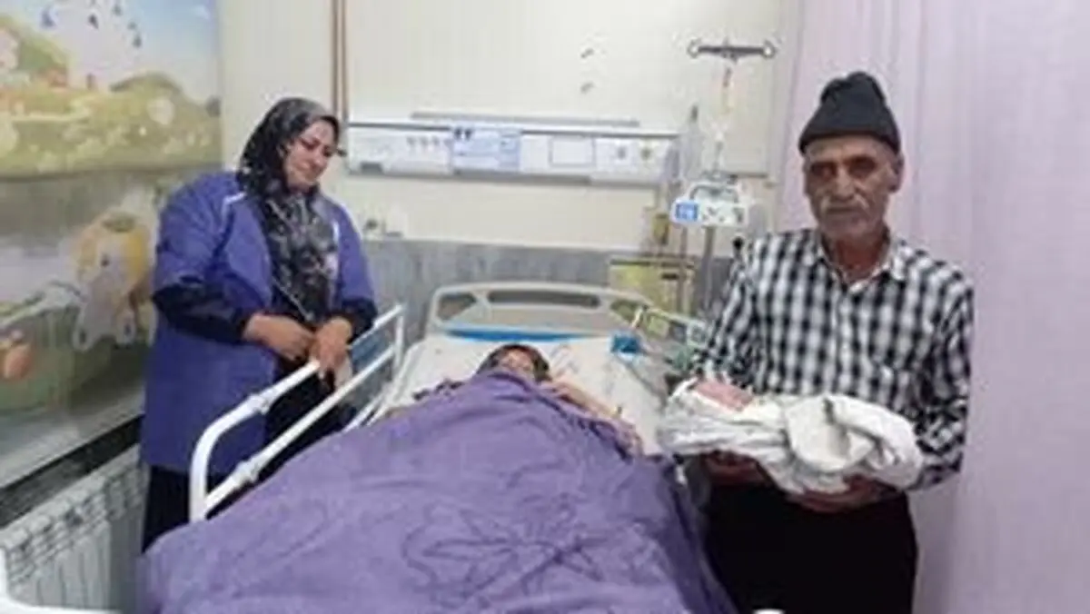 
تولد یازدهمین فرزند پیرمرد ۷۱ ساله مراغه‌ای
