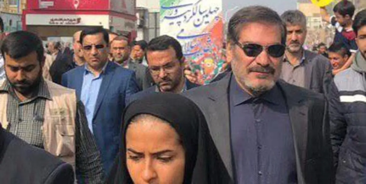 شمخانی در جمع راهپیمایان 22 بهمن در اهواز +عکس