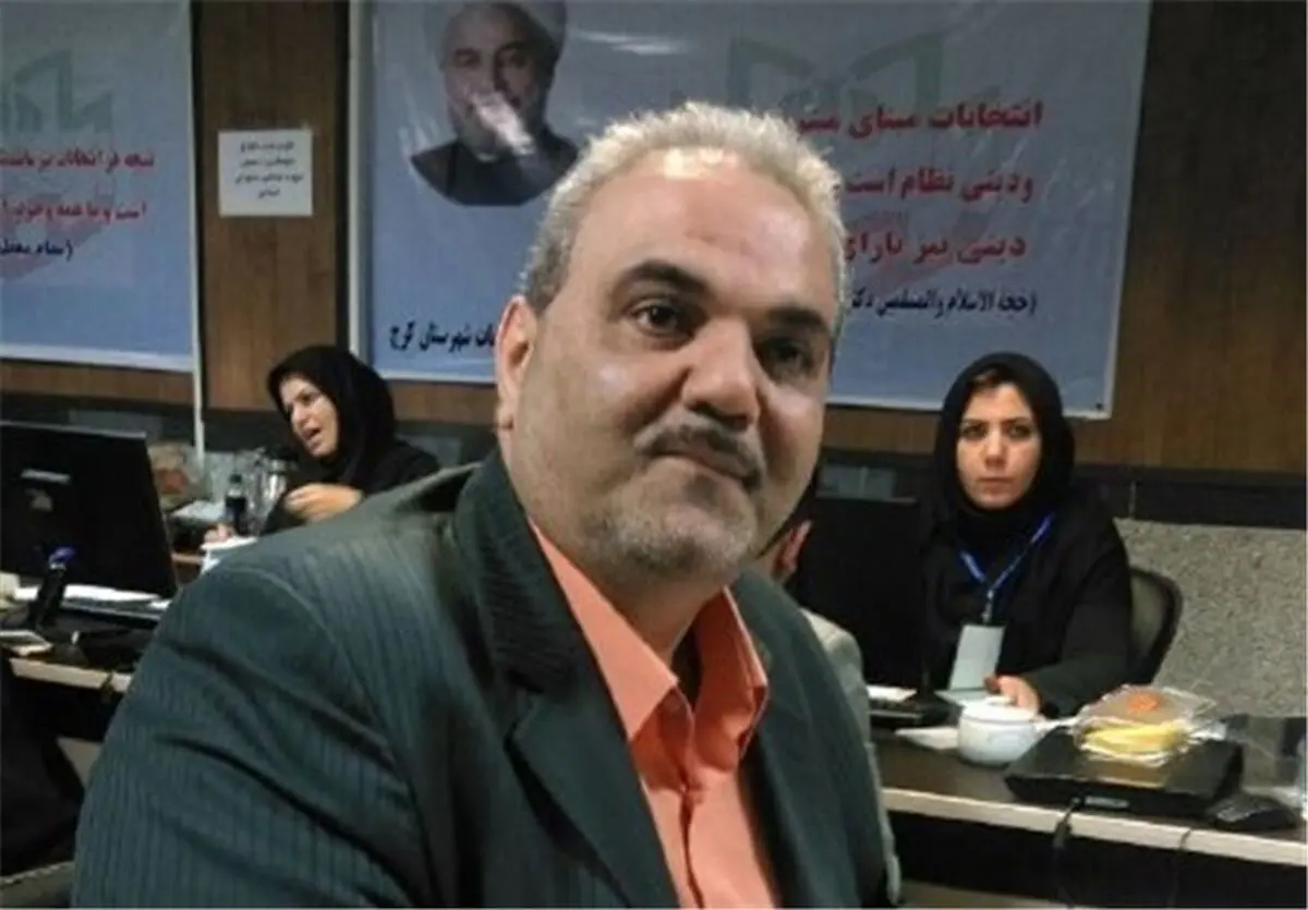 خیابانی: ازاینکه مردم به اشتباهاتم می خندند، کیف می کنم!