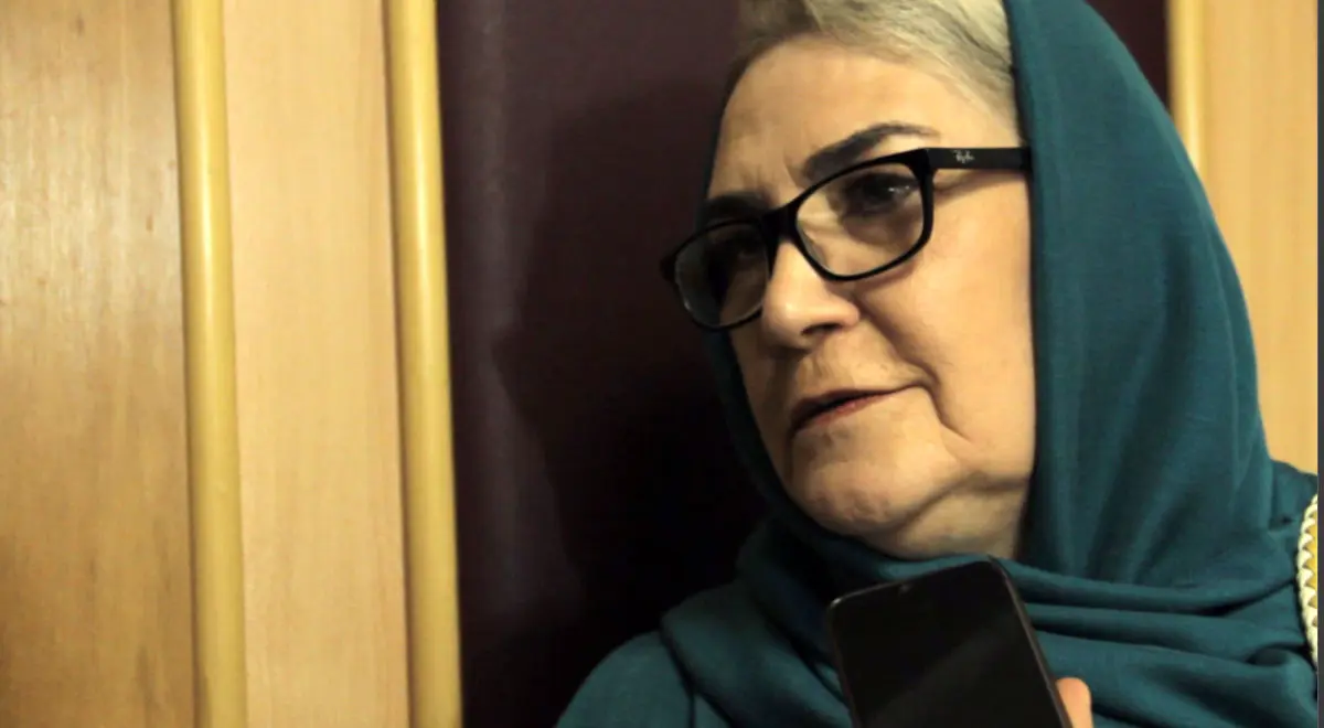 خانم بازیگر:کارگردان گردن کلفت سینما برایم چک بی‌محل کشید