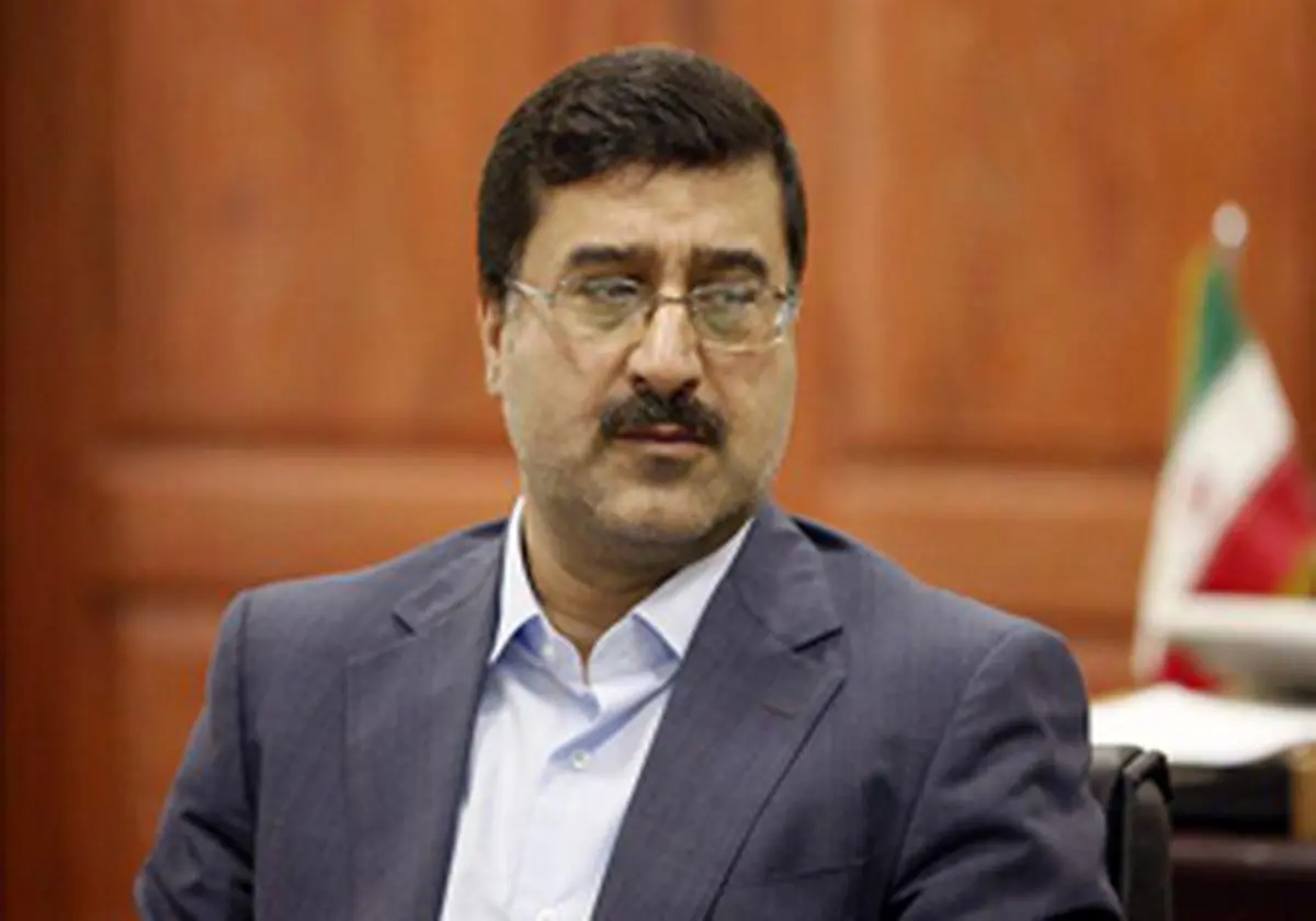 معاون نجفی استعفا داد