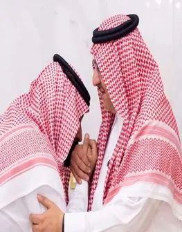 دست بوسی محمد بن سلمان از ولیعهد سابق سعودی+فیلم
