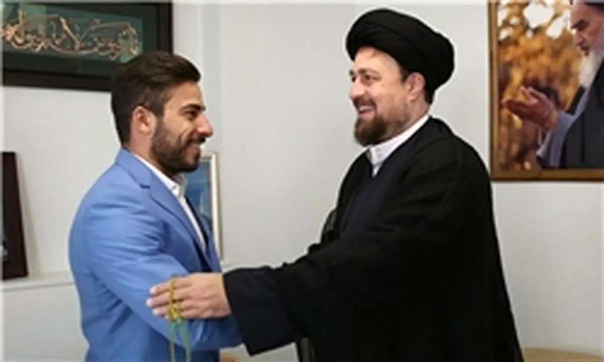 قهرمان المپیک با یادگار امام (ره) دیدار کرد