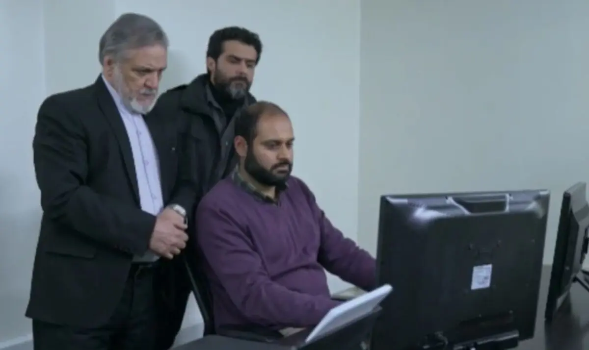 سکانس شناسایی یک جاسوس در گاندو