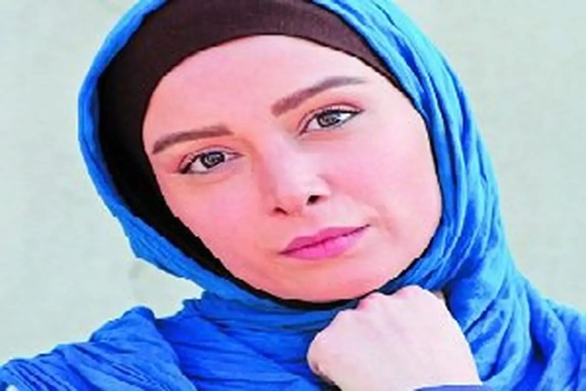 چهره کاملا جدی فرناز رهنما /عکس