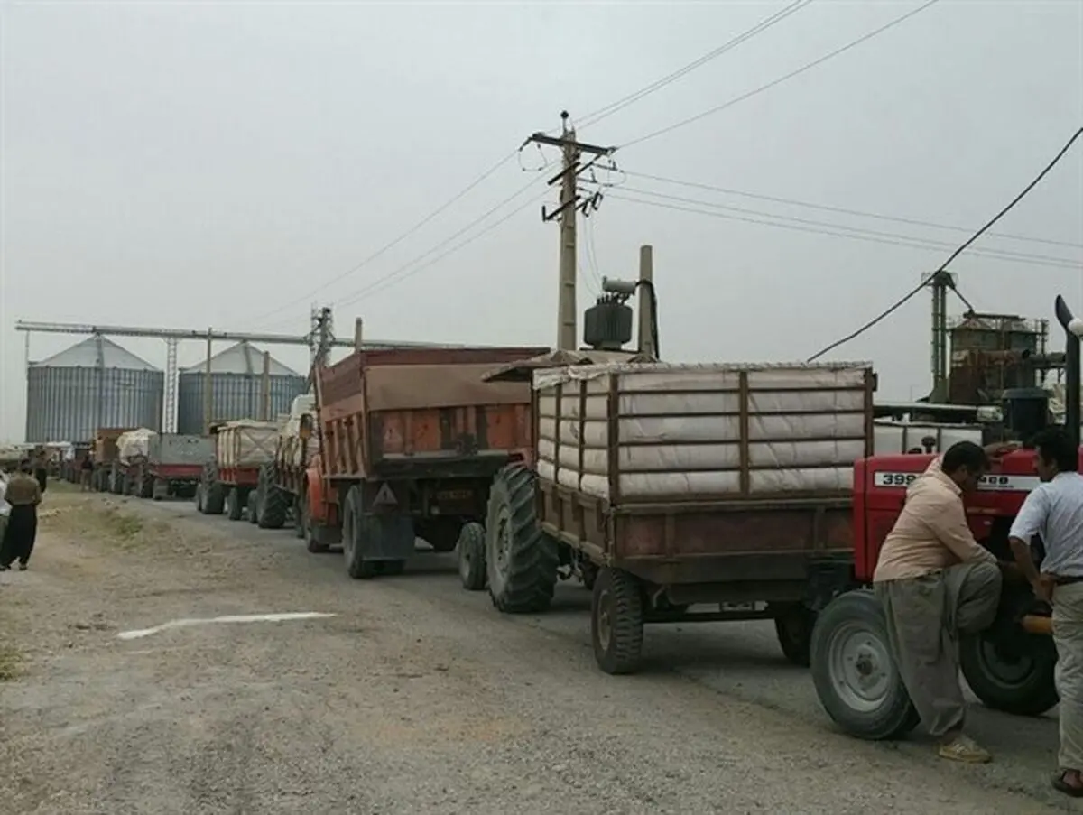 کشاورزان مهرانی با کمبود انبار گندم مواجه شدند