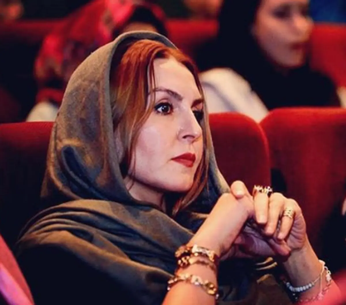 بازیگر سریال گاندو در انتظار عطر پائیز