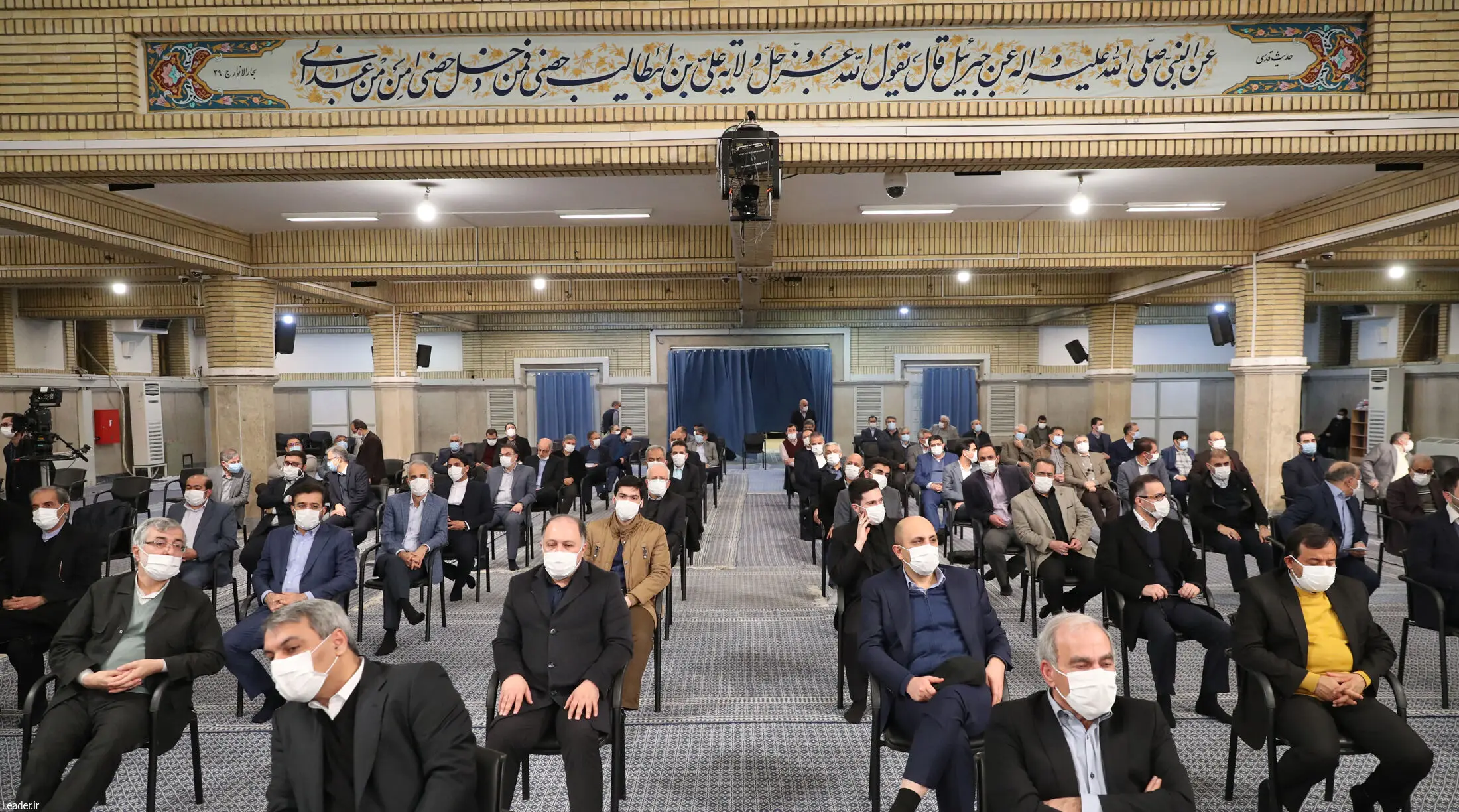 دیدار جمعی از تولیدکنندگان و فعالان صنعتی با رهبر معظم انقلاب/گزارش تصویری
