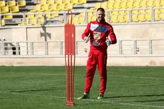 بازیکن پرسپولیس: صد درصد قهرمان می‌شویم!