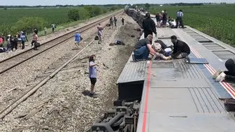 خروج مرگبار قطار مسافربری از ریل در آمریکا + فیلم