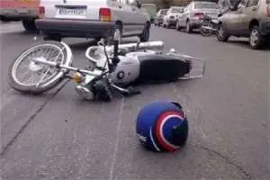 
تصادف نیسان -موتورسیکلت با یک فوتی ودو مصدوم
