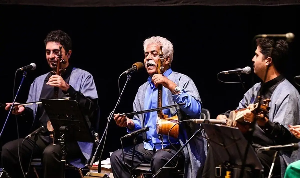 گروه "تال" موسیقی محلی را روی صحنه می برند
