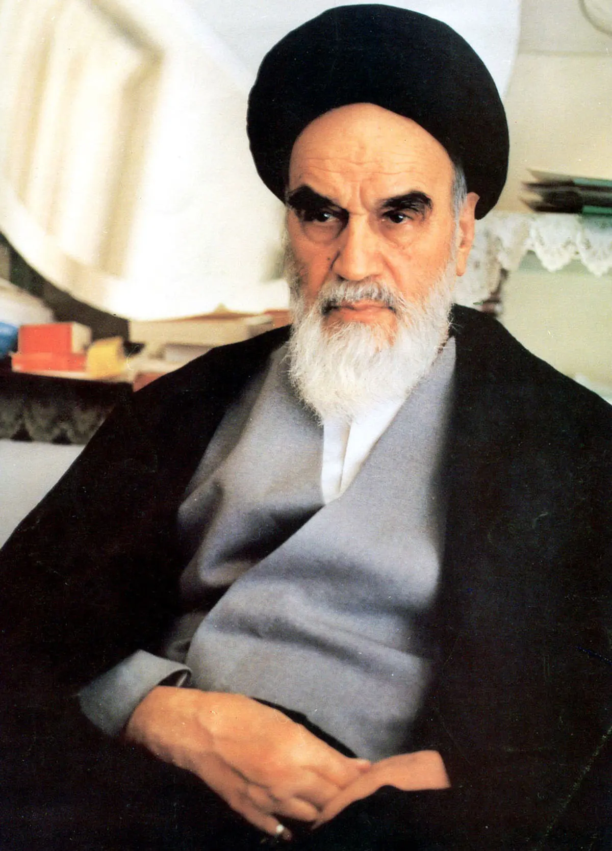 روایت محافظ امام خمینی از صرفه جویی حضرت امام