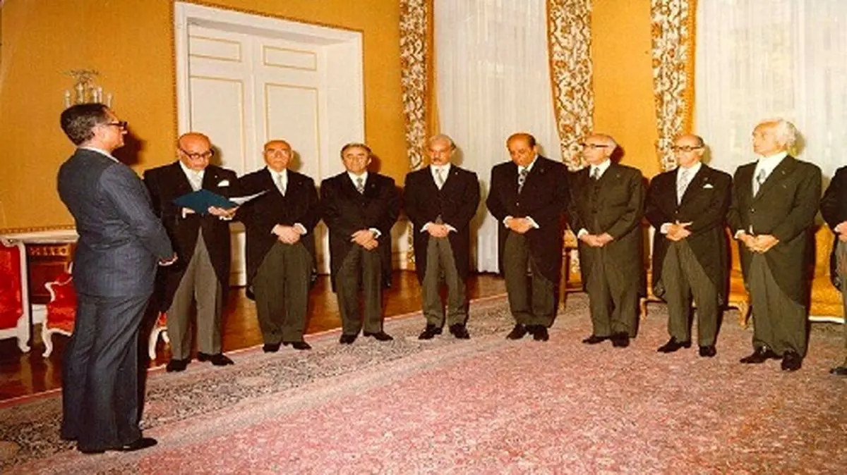 کارگزاران شاه چگونه بودند؟