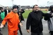 ۹۱ روز زندان برای منتقد یک رفتگر