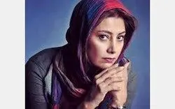 پوشش نامتعارف خانم بازیگر در یک شبکه ماهواره ای/عکس