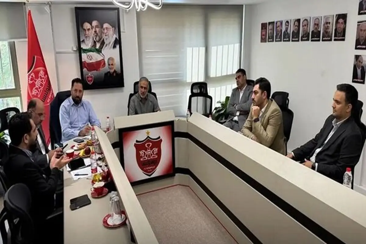 پیمان حدادی در نشست هیئت‌مدیره پرسپولیس حاضر شد