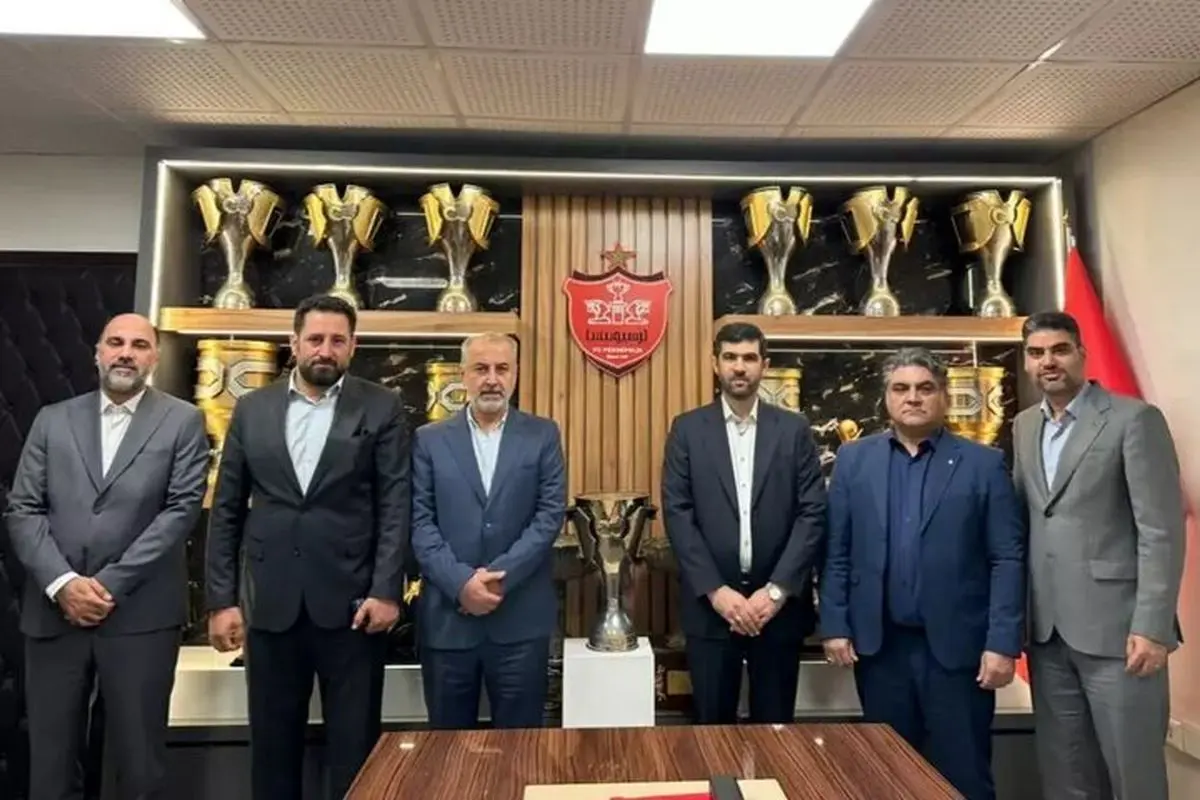 پول پاشی مربیان خارجی برای سرمربیهای خارجی