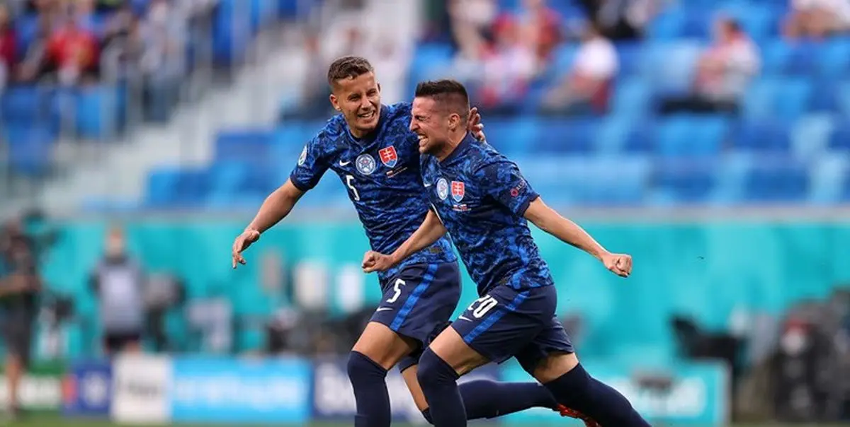 شکست یاران لواندوفسکی مقابل اسلواکی