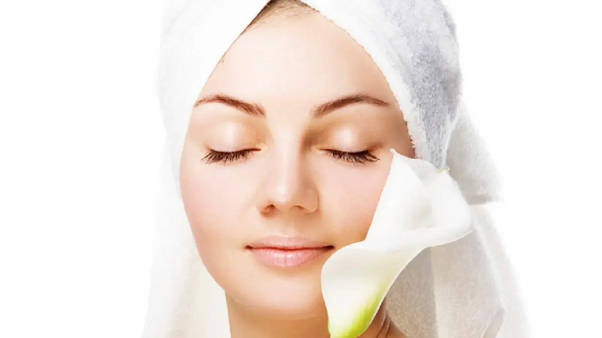 چگونه باکتری ها باعث جوانسازی پوست می‌شوند؟
