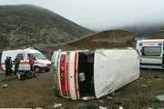 واژگونی مرگبار مینی بوس حامل کارگران
