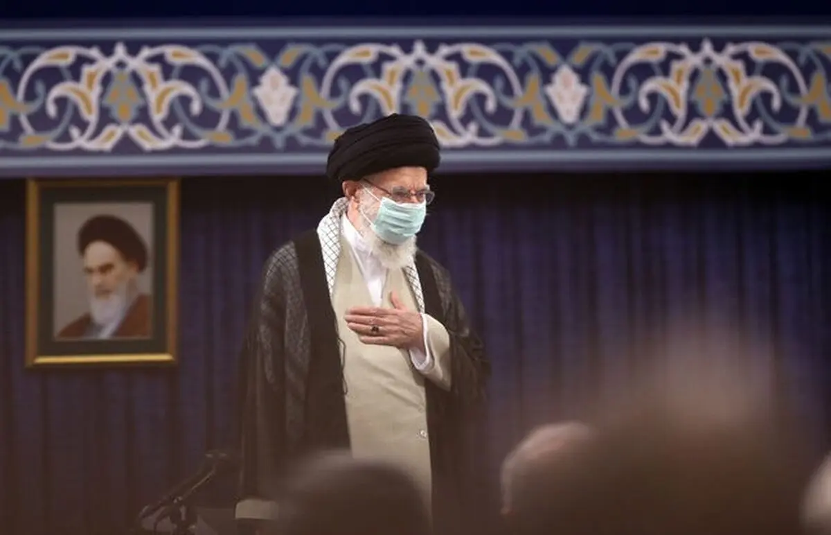راز سربلندی جمهوری اسلامی در مقابل همه حوادث ایستادگی و نهراسیدن از دشمنان است