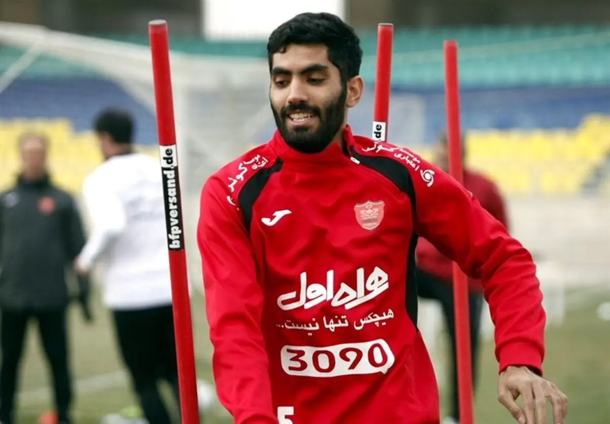مدافع پرسپولیس: پیشنهاد خارجی داشتم، اجازه بدهید بروم!