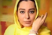 «سانیا سالاری» بر سر مزار پدر مرحومش/ عکس