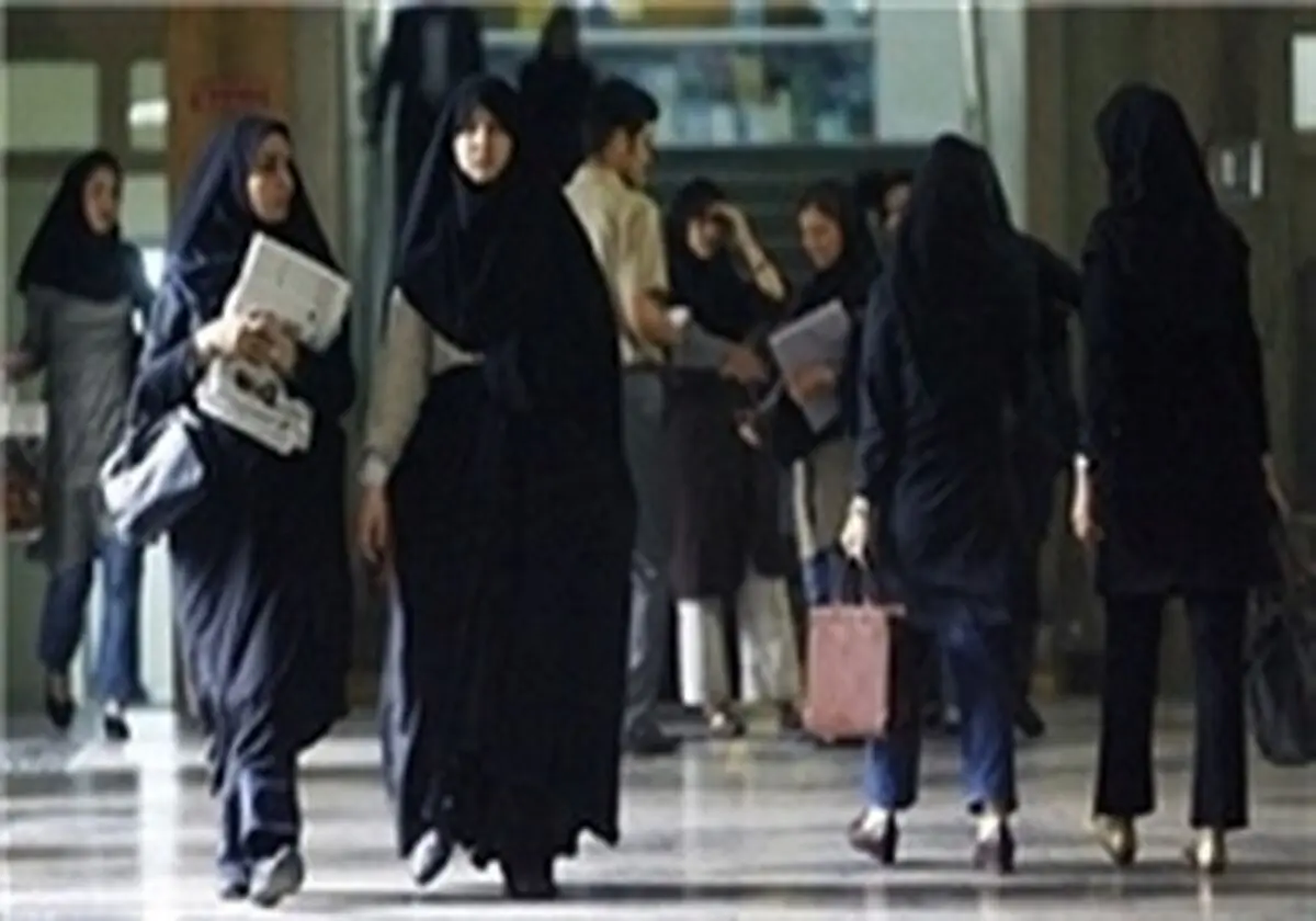 زنانی که صرفا برای تامین هزینه‌های زندگی کار می‌کنند، بخوانند
