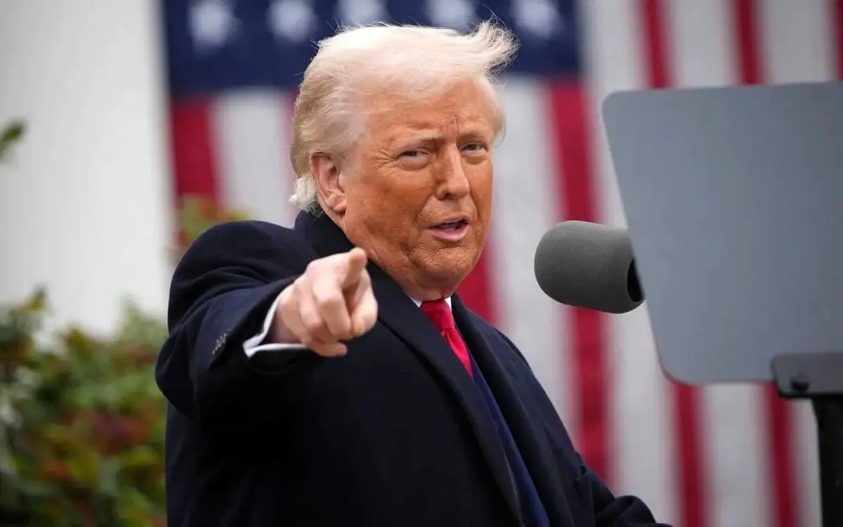 وعده ترامپ  برای پرداخت ۲۰۰۰ دلار به هر شهروند آمریکایی