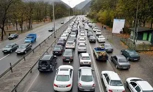 ترافیک در آزادراه قزوین-کرج سنگین است
