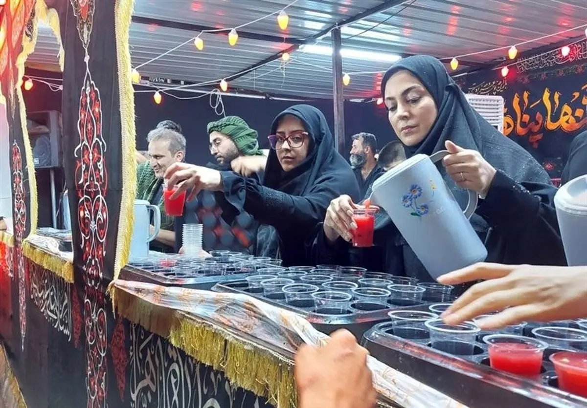 بازیگران «گاندو» به همراه چند هنرمند دیگر در کربلا