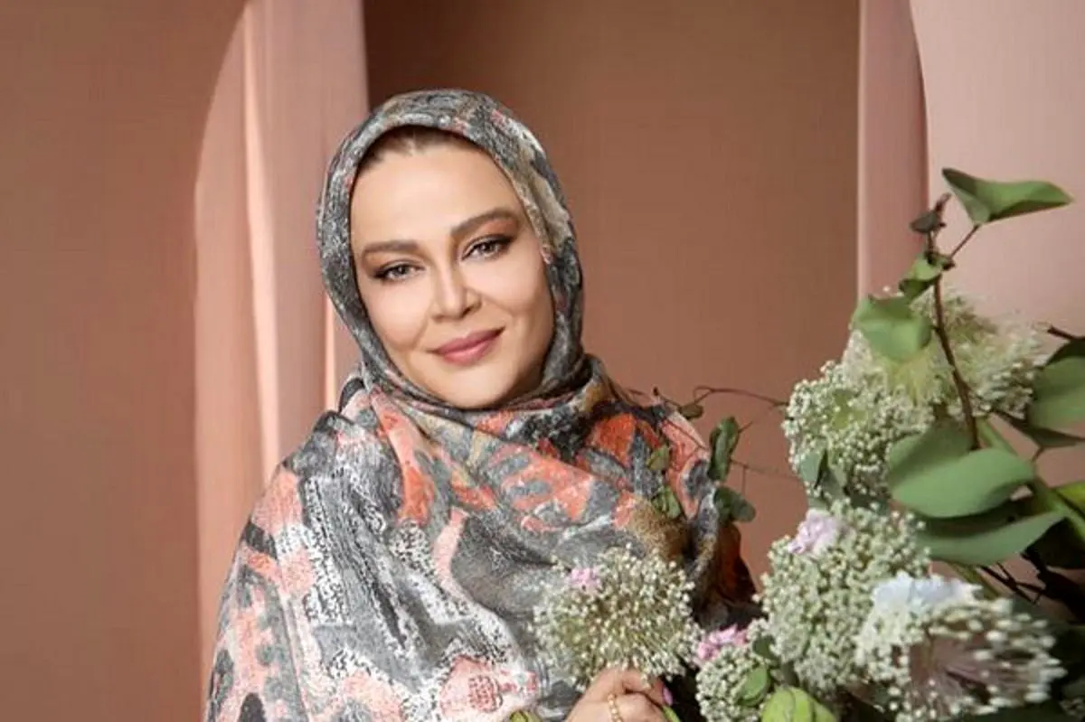 تبریک سال نو میلادی به سبک بازیکر زن جنجالی/ عکس