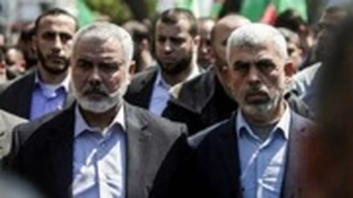 حماس برای اولین بازدید فرماندهان شهیدش از کارگاه ساخت موشک را منتشر کرد