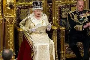 ملکه انگلیس خانه نشین شد
