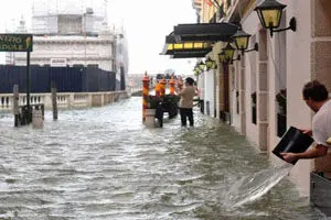 ۲۶ کشته در توفان و سیل ایتالیا 