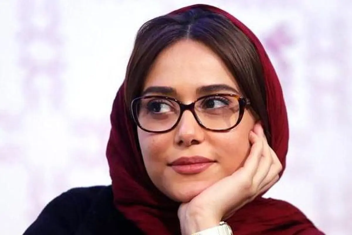 موتورسواری پریناز ایزدیار و محسن تنابنده /عکس