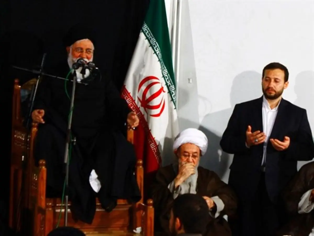 حضور معنوی روحانیت در انقلاب اسلامی ادامه حرکت اهلبیت(ع) است