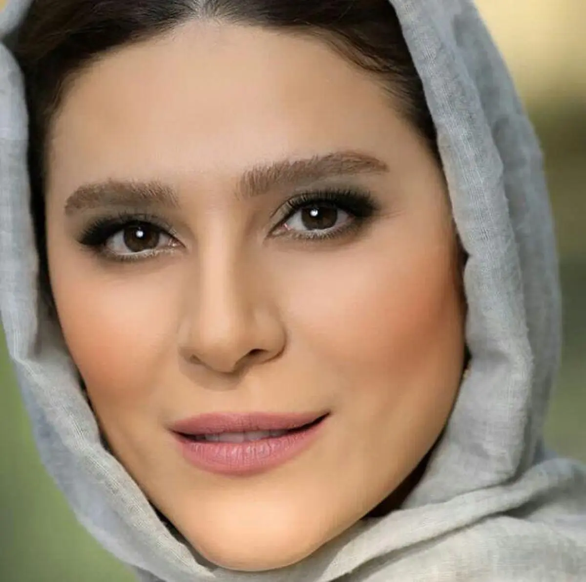 تبریک ویژه به خانم بازیگر به مناسبت تولدش/ عکس