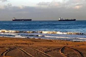 سعودی‌ها همچنان کشتی‌های حامل مواد غذایی و نفتی را توقیف می‌کنند