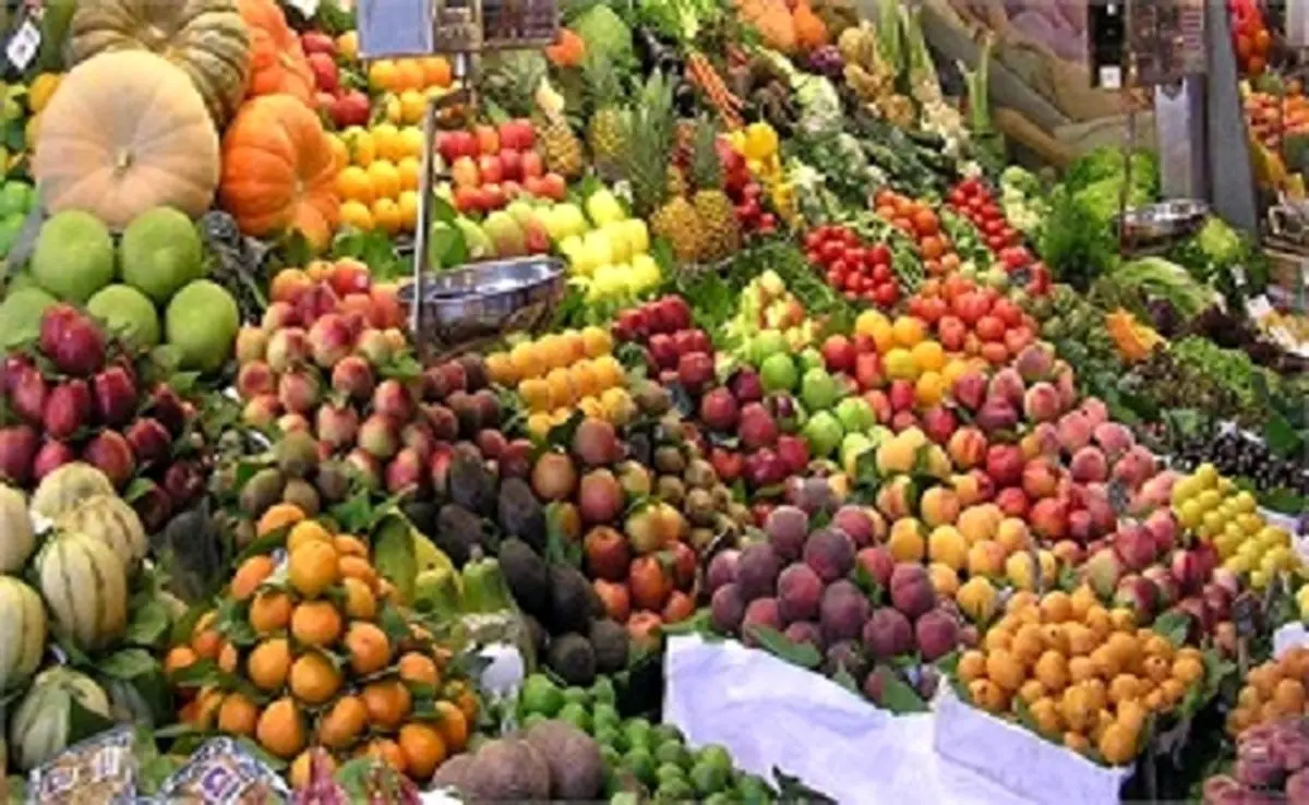پای میوه های ممنوعه خارجی به مغازه ها رسید