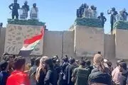درگیری حامیان جریان صدر با نیروهای امنیتی در مقابل منطقه سبز بغداد+فیلم