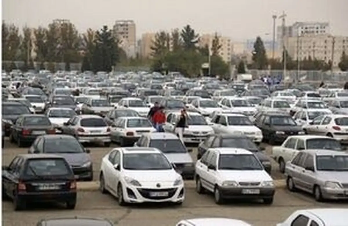 جاده های مرزی همچنان پر ترافیک هستند
