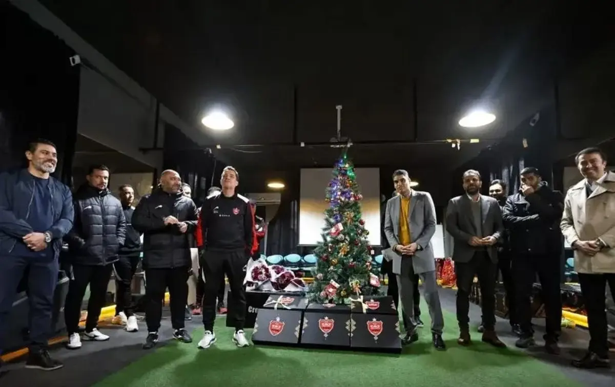 تیم پرسپولیس عید کریسمس را جشن گرفت+عکس