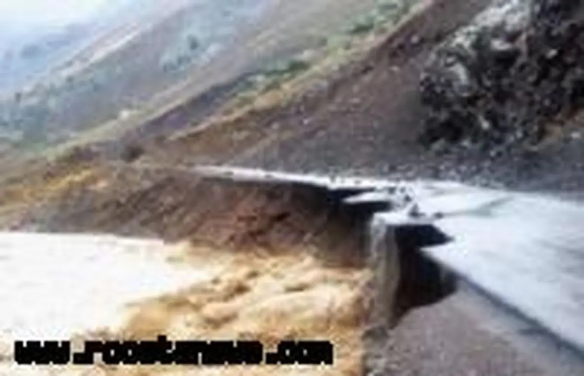 راههای مسدود روستایی و عشایری خرمآباد بازگشایی شود