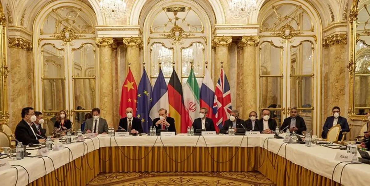 ایران در مذاکرات از مواضع خود عقبنشینی نکرد