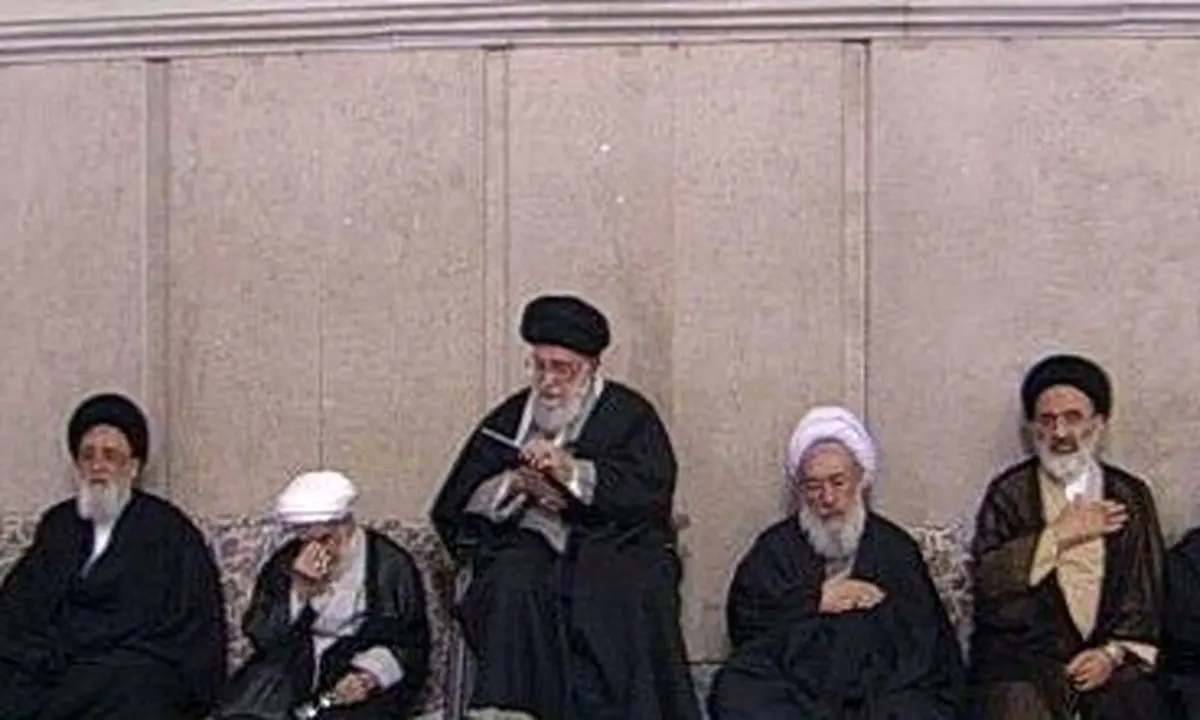 مراسم بزرگداشت آیت‌الله مؤمن  با حضور رهبرانقلاب برگزار شد
