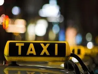 تجمع تاکسی رانان معترض در مشهد‬