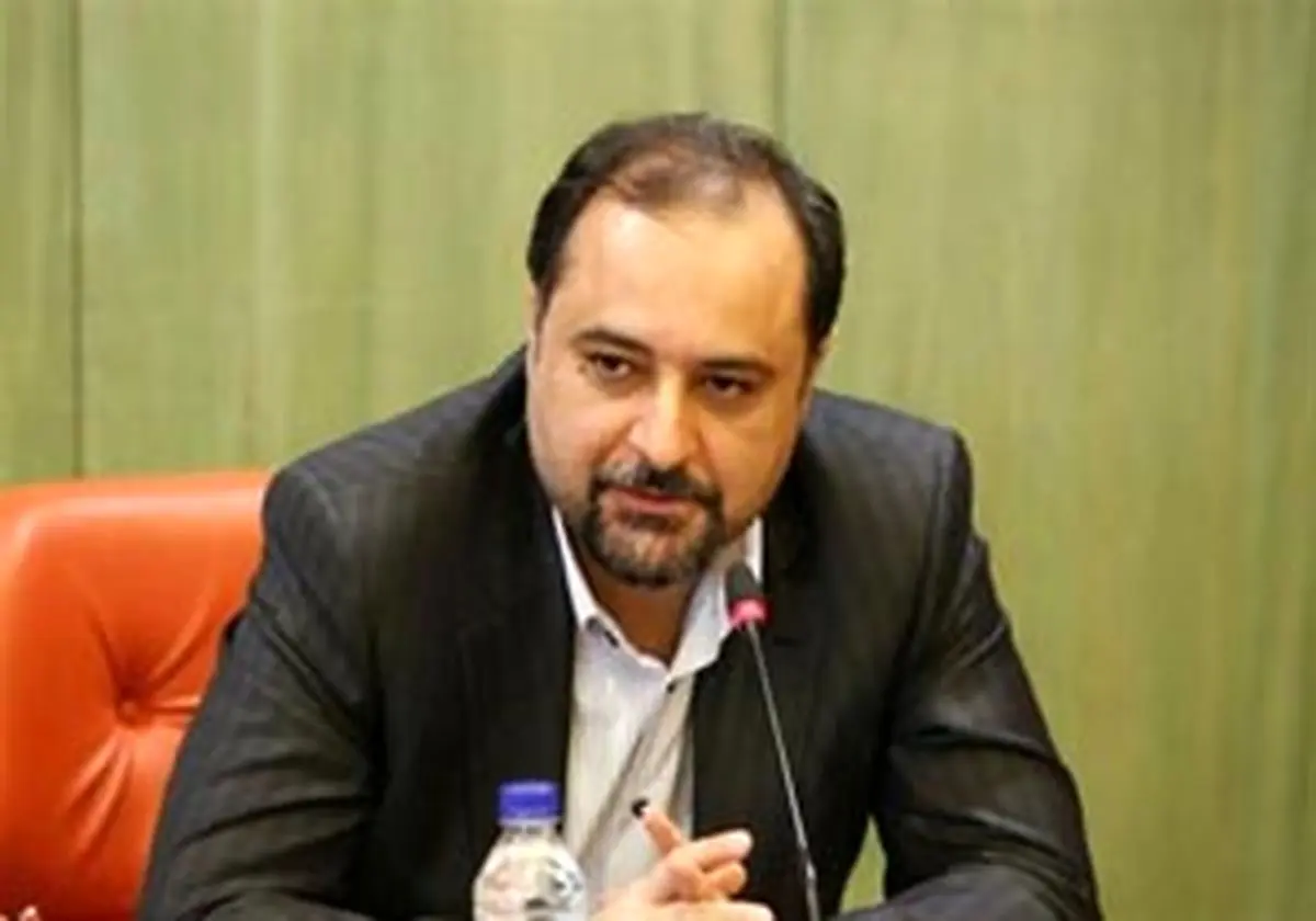 ارزش اقتصادی صادرات ۱۰۰ شاخه گل رز معادل یک بشکه نفت است