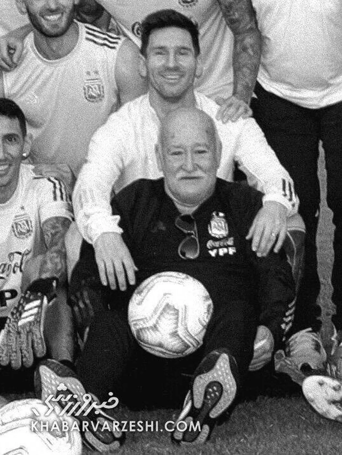 تیم آرژانتین و اسطوره‌اش سوگوار شدند